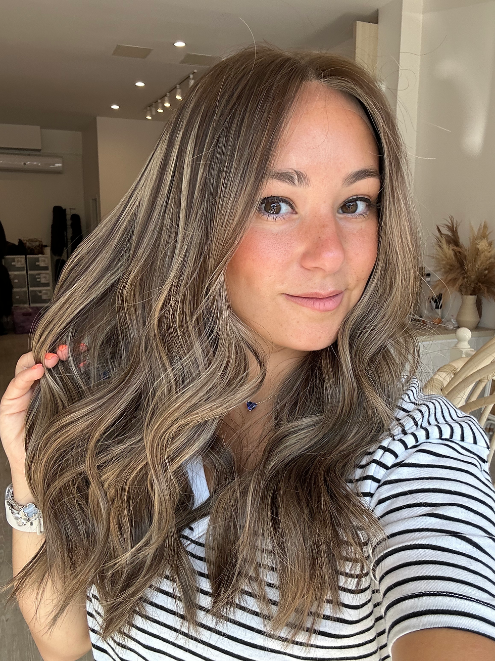 LACE TOP WIG - LIGHT LEXIE 5 ROOT - 21" (22 IN BACK) - XS/S/M/L