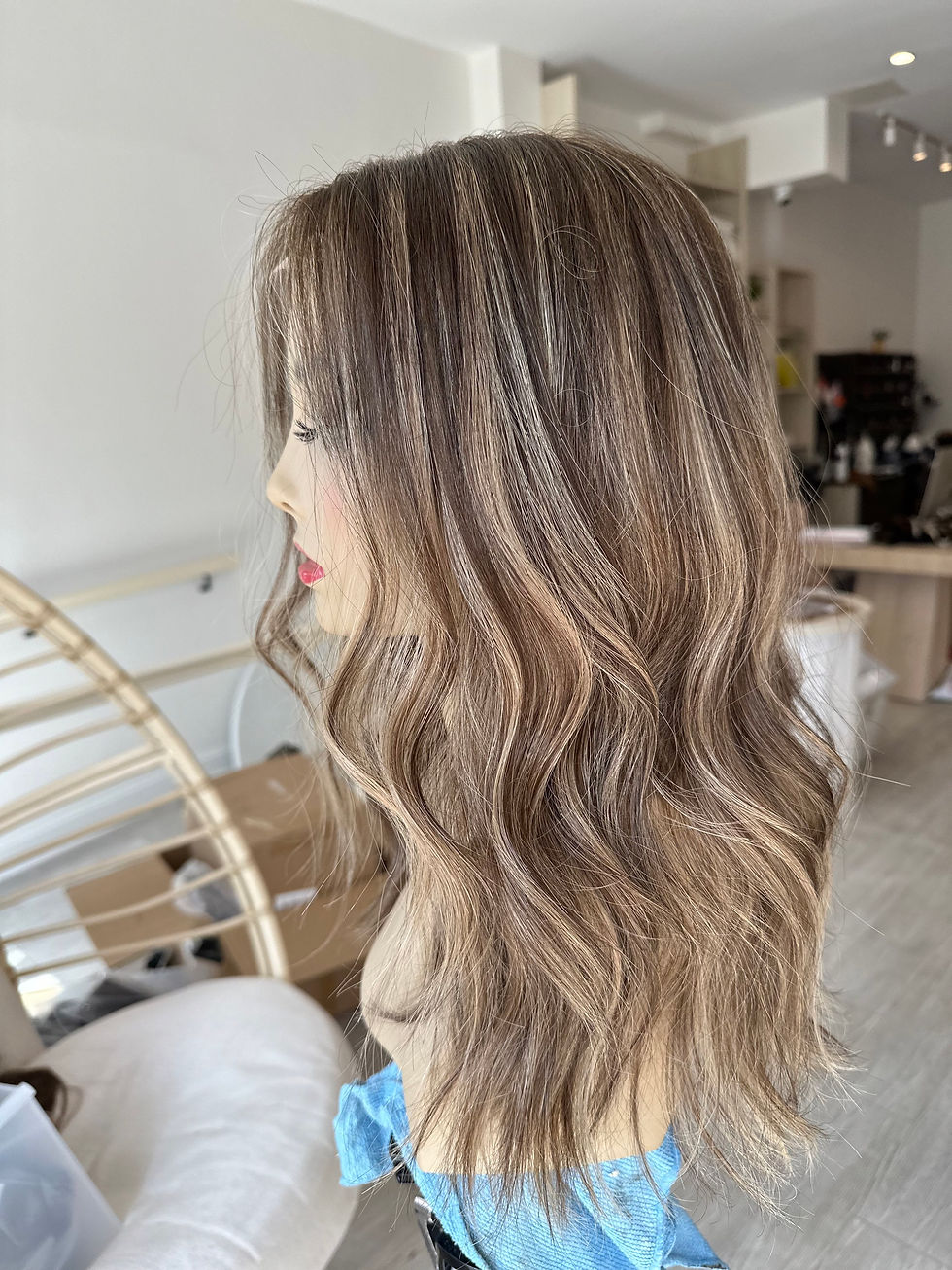 Thumbnail: LACE TOP WIG: LIGHT LEXIE 5 ROOT - 19-20"- XS, S, M, L