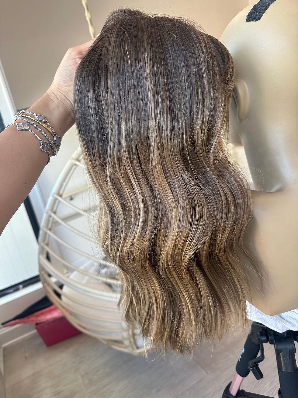 Thumbnail: TP34625/27/36/38: LIGHT LEXIE 6 ROOT PRECUT BANGS