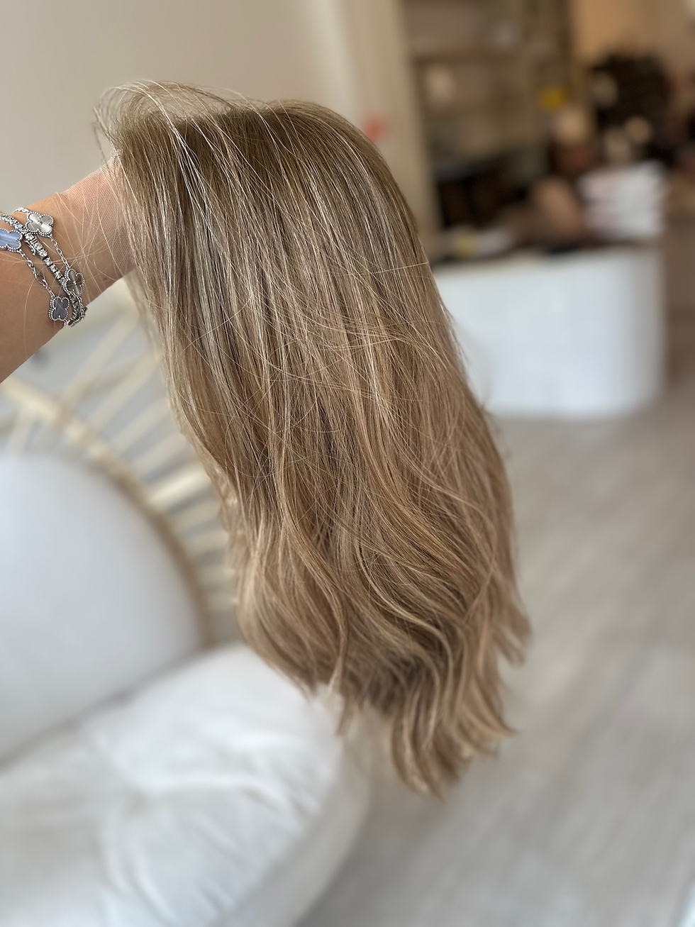 Thumbnail: LACE TOP WIG SOPHIE- HONEY LIGHT BROWN BALAYAGE - 20" XS/S/M