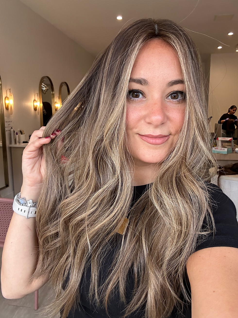 Thumbnail: TP34659-61/63/65-77: LIGHT LEXIE 6 ROOT 9x10 22-23” (med/light brown)