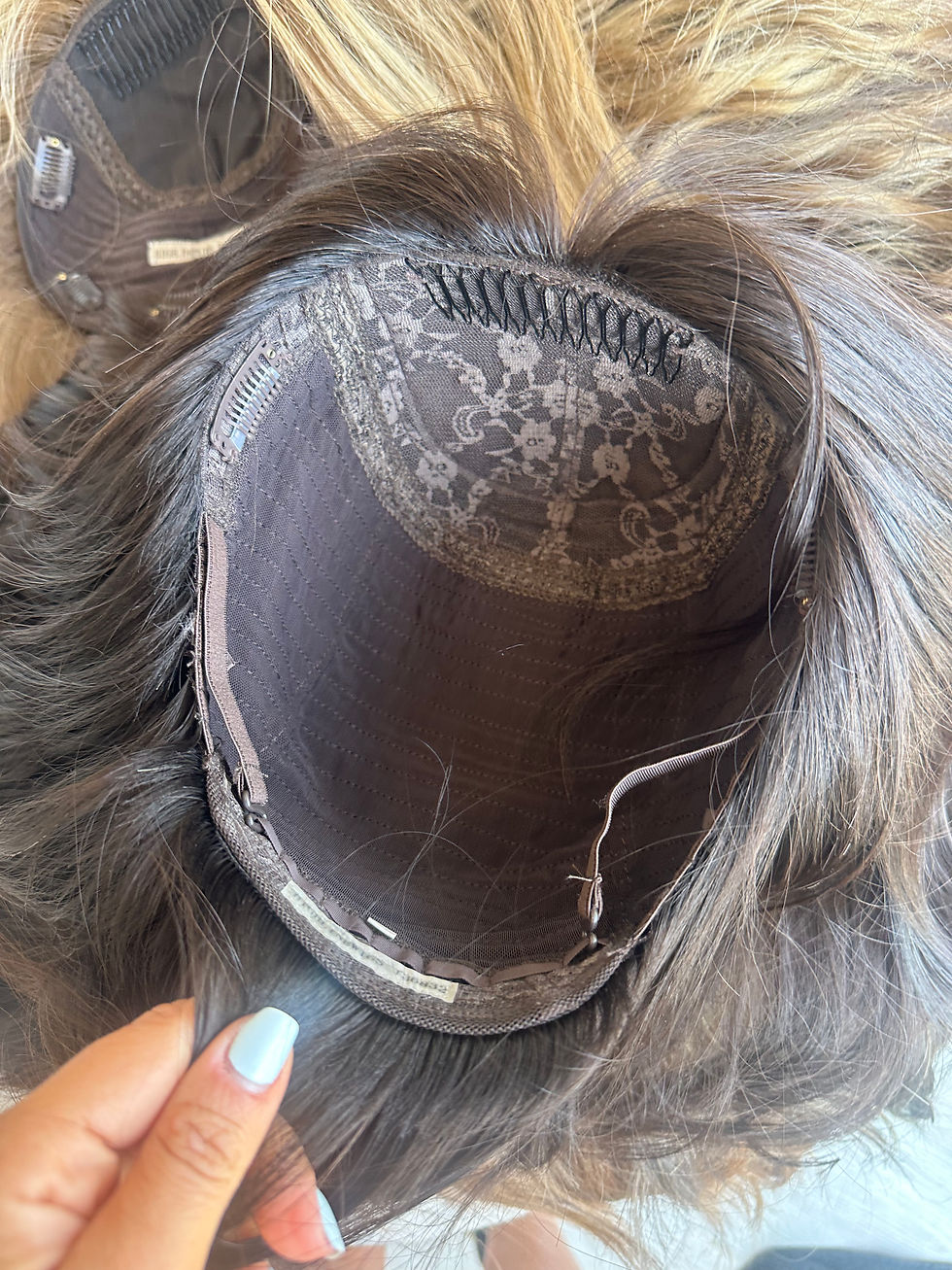 Thumbnail: STW36832: SILK TOP WIG - 16" NATURAL SOFT BLACK/DARKEST BROWN