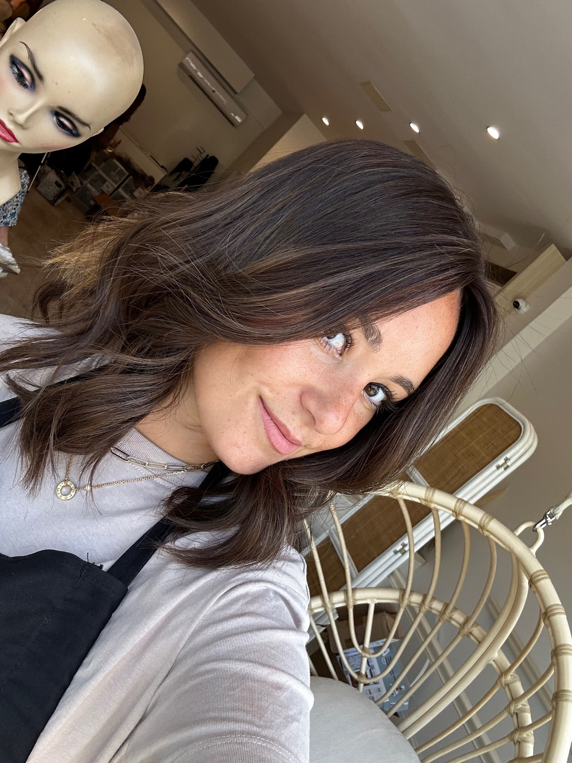 TP28922-27: DARK BROWN LEXIE 8X8 16"