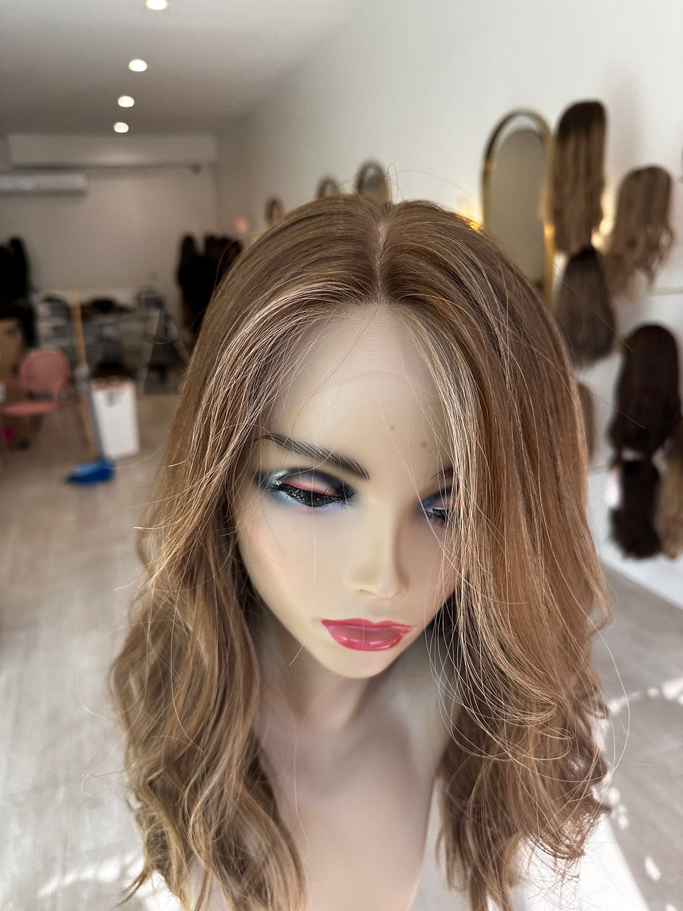 Thumbnail: LACE TOP WIG - 20" XS/S/M- CARAMEL BLISS