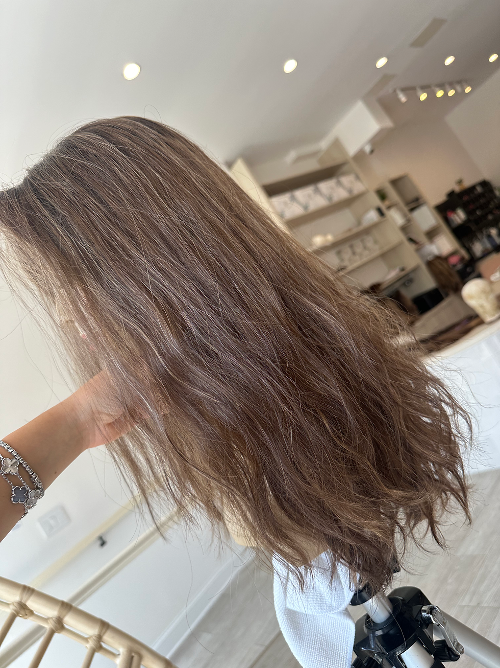 Thumbnail: LT3807: LACE TOP WIG - AIR DRIED WAVY - SMALL - 23" BRONDE WITH ROOT