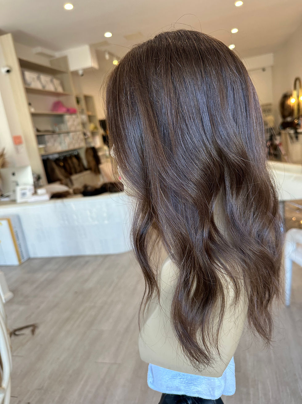 Thumbnail: VCL37560: VIRGIN EUROPEAN MEDIUM NEUTRAL BROWN 18"