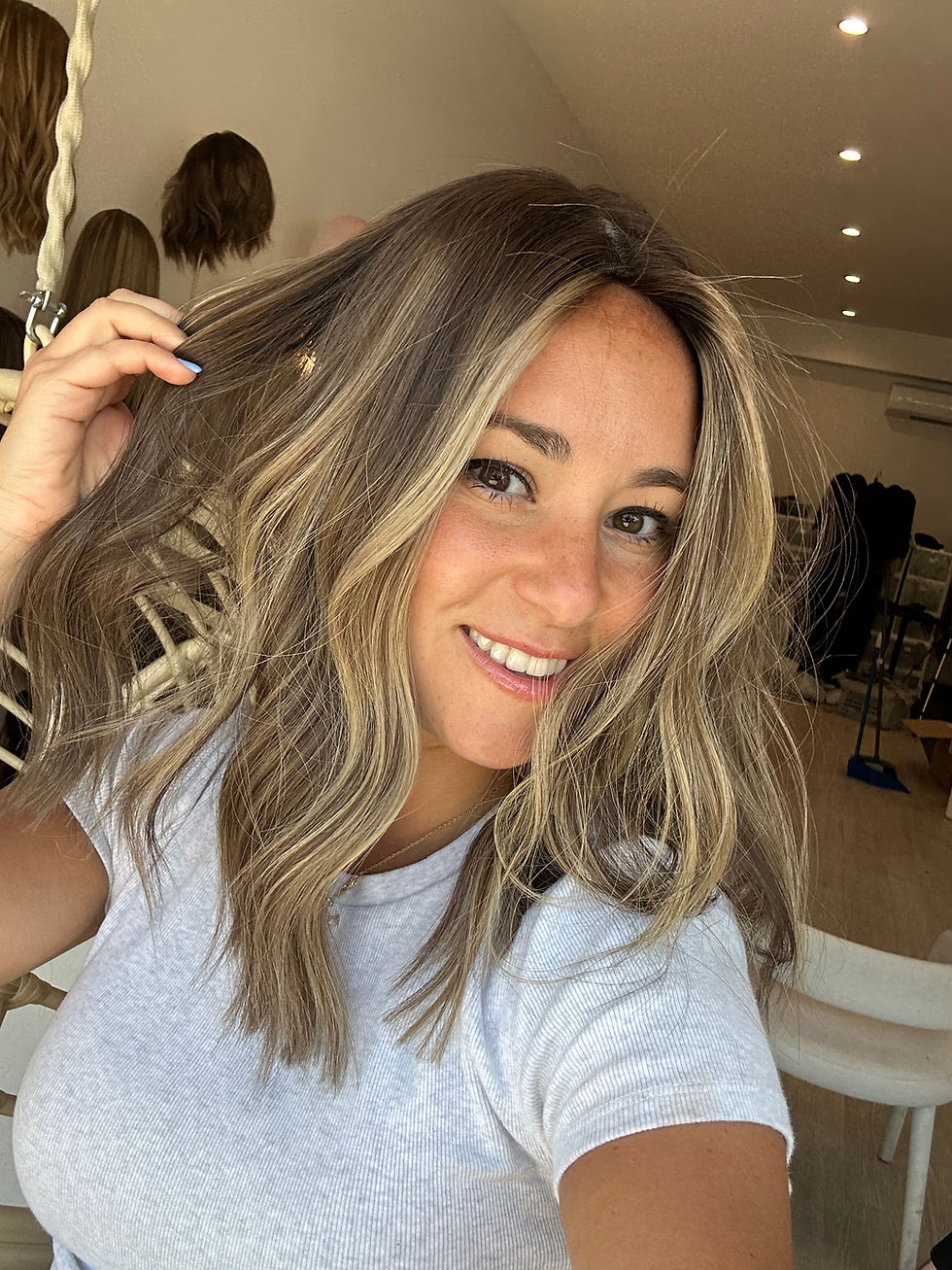 Thumbnail: TCP35592: 7X8 16" CUSTOM BEIGY BLONDE BROWN BALAYAGE