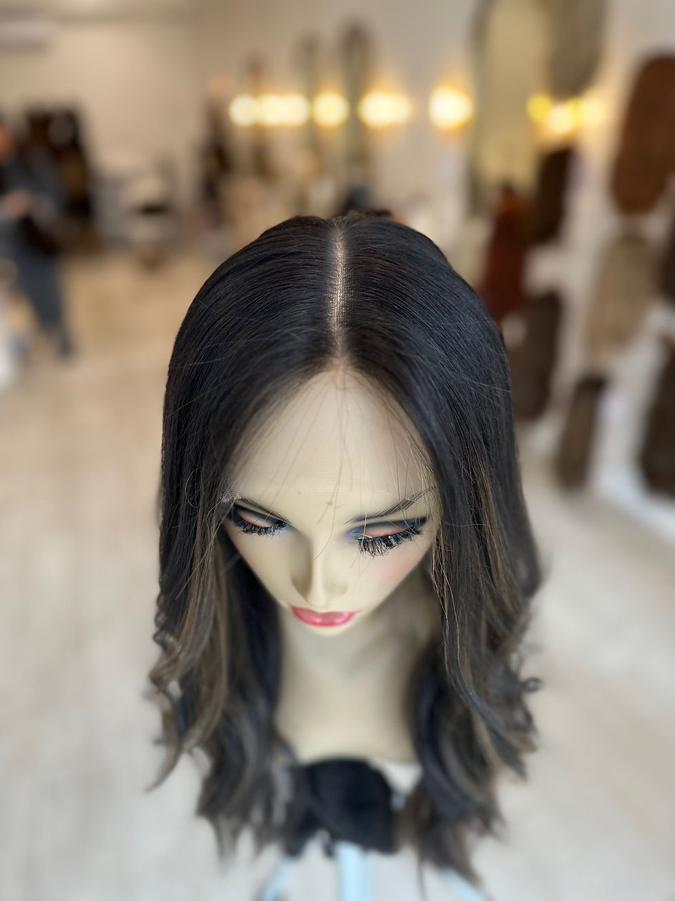 Thumbnail: LACE TOP WIG  - SOFT BLACK X CARAMEL 23-24" XXS/XS/S/M/L