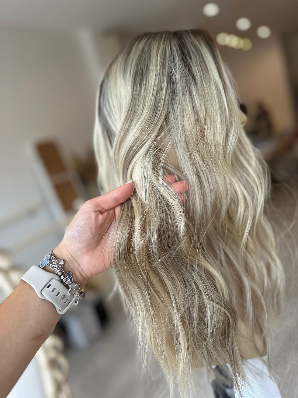 Thumbnail: CLOSED LACE TOPPER 8x8 16”/20"/24” CHELSEA ASH DIMENSIONAL PLATINUM BLONDE