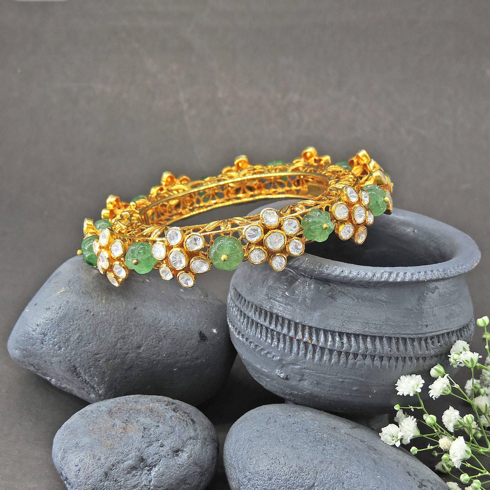 Meherbano Emerald Polki Bangle