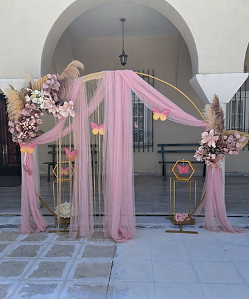 Πεταλούδες με λουλούδια