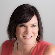 Headshot - Chere Davis.jpg