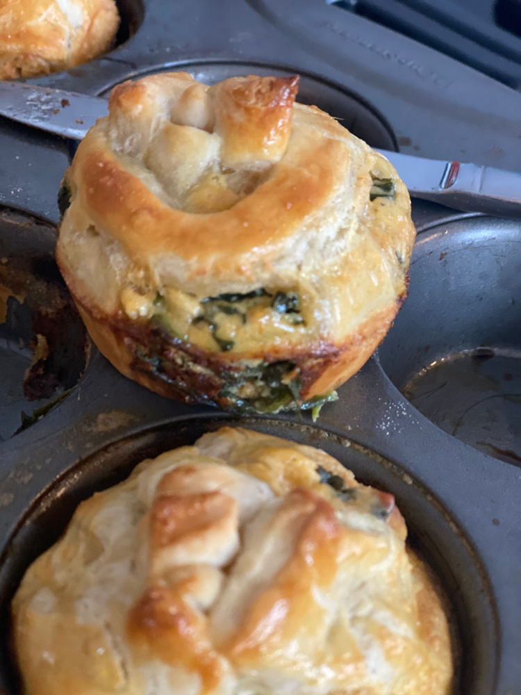 Spinach Dip Puff Pastry Knots