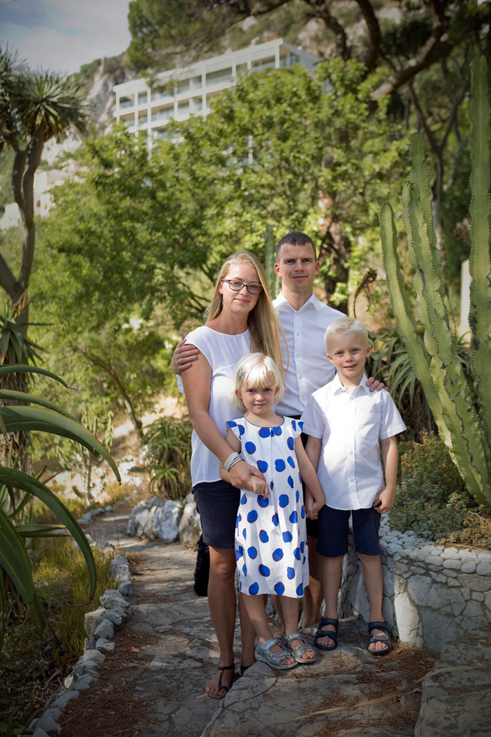 Family/Children photography, Alameda Gardens, Gibraltar botanical gardens, family portraits