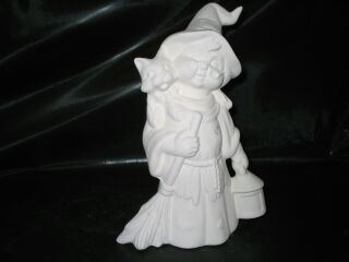 Friendly Witch Woman