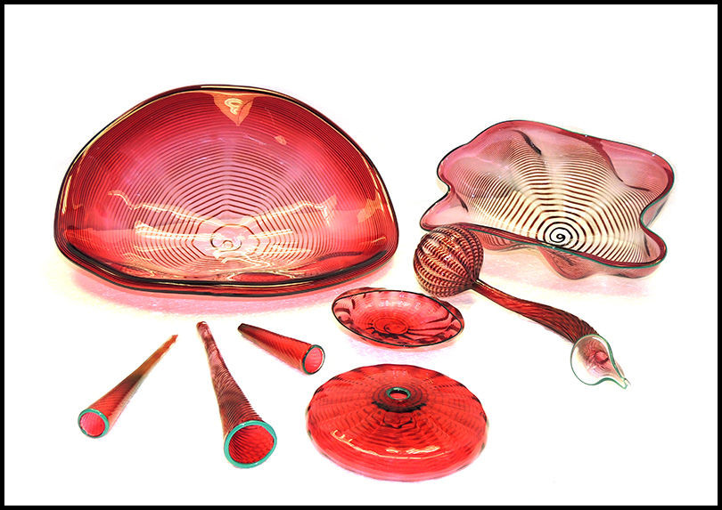 Thumbnail: "Original 8 piece Seaform Set" by Dale Chihuly