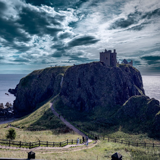 Una visione da lontano di Dunnottar Castle