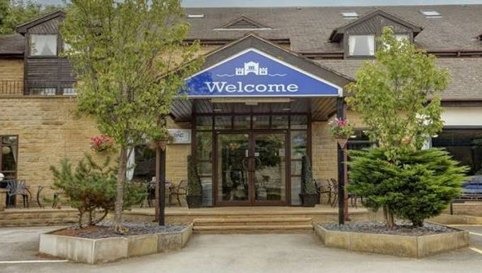 £349pp / £37O for solo room