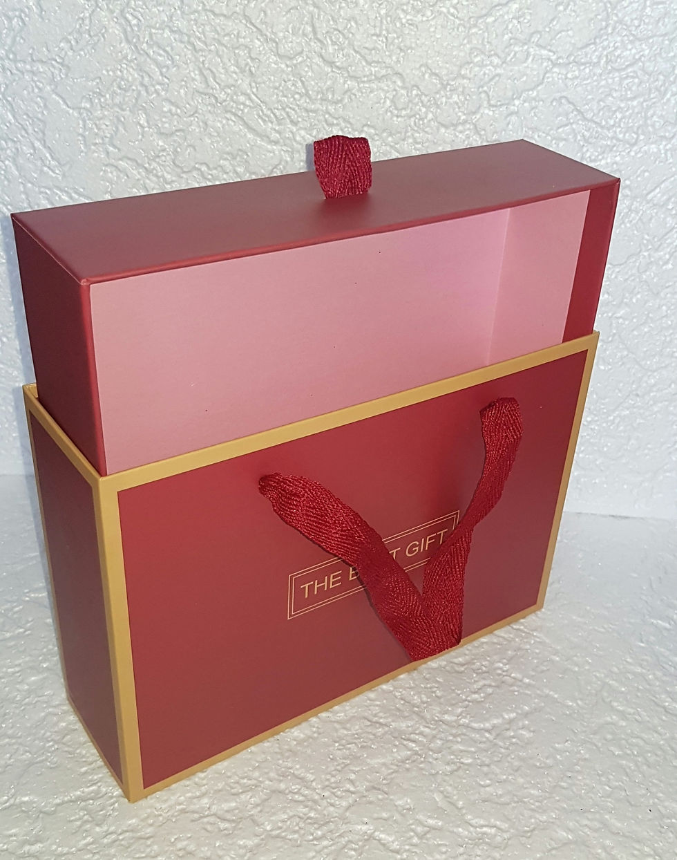 Миниатюра: Подарочная коробка 