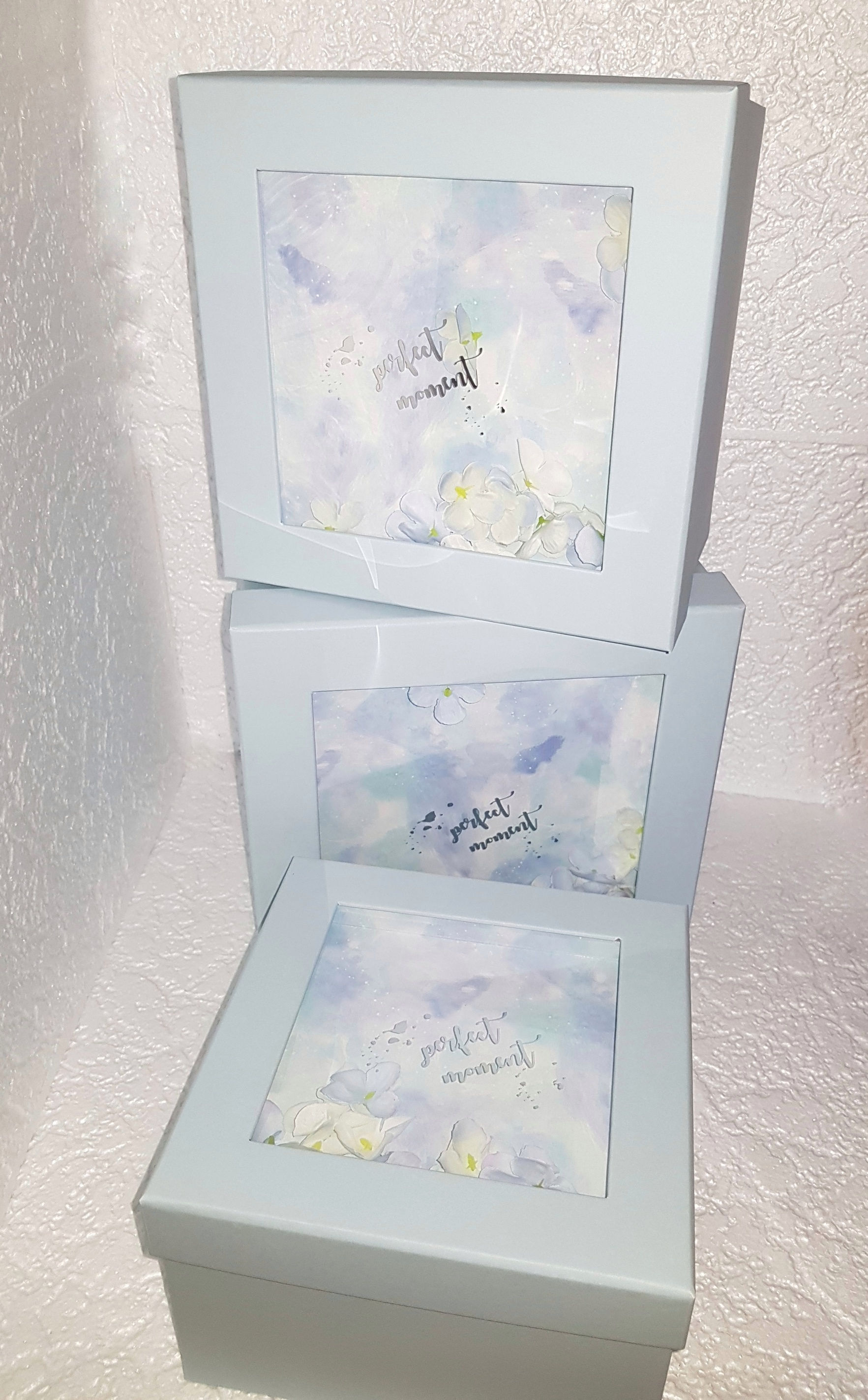 Подарочная коробка