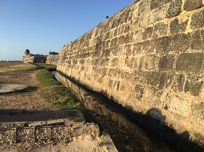 21 Las murallas de Cartagena.JPG