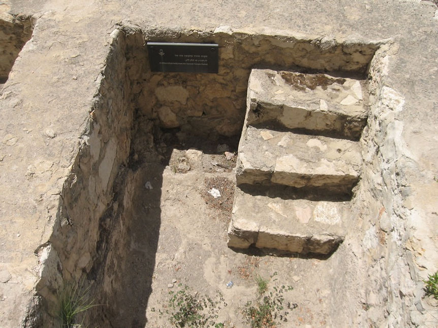 Ritual Immersion Pools Near the Temple Mount