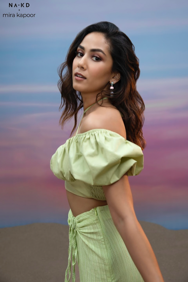 Mira Kapoor X NAKD 11.png
