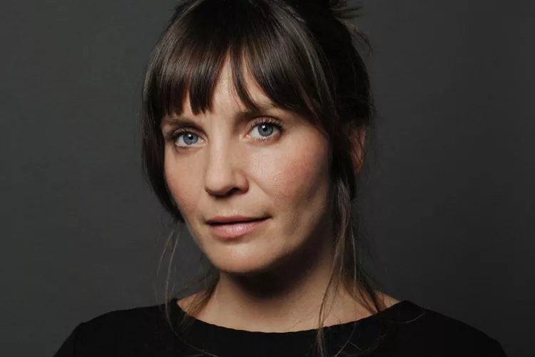 Edinburgh Fringe: La codista / The queuer