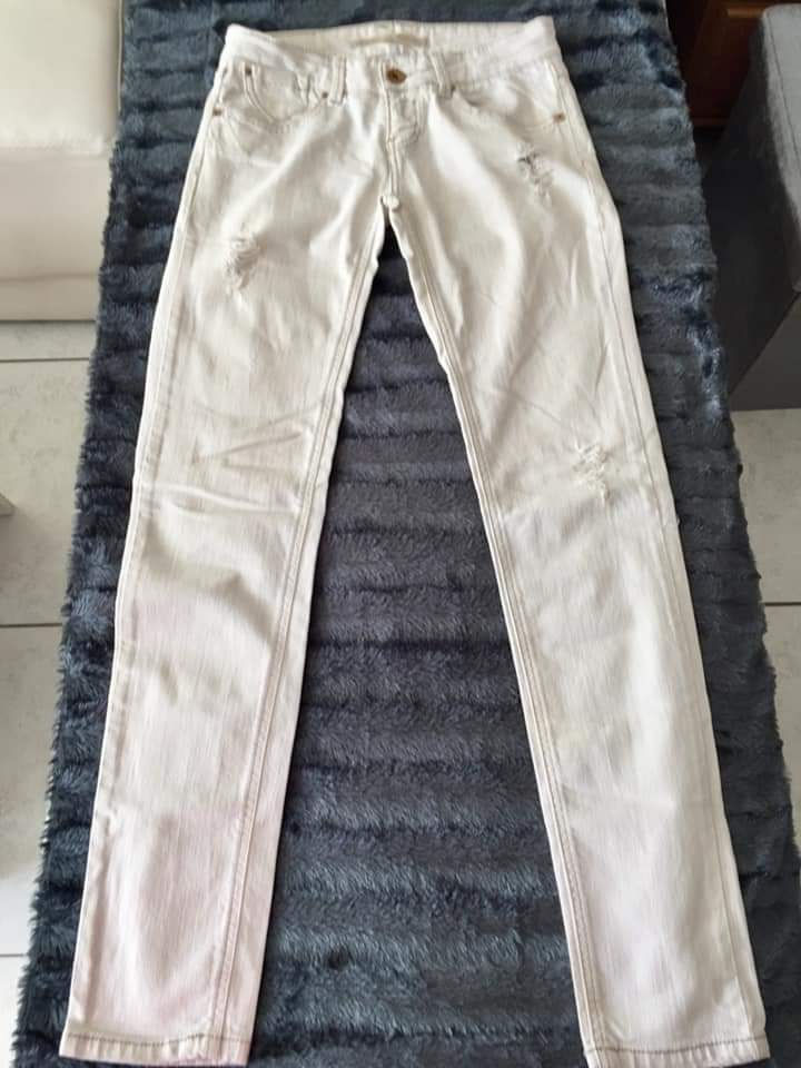 Miniature : Jean blanc T36 grand Stradinavirus Ref VF24012111