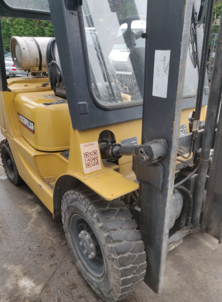 Thumbnail: CATERPILLAR 2.5 TON GAS  MET SIDESHIFT EN VORKVERSTELLER