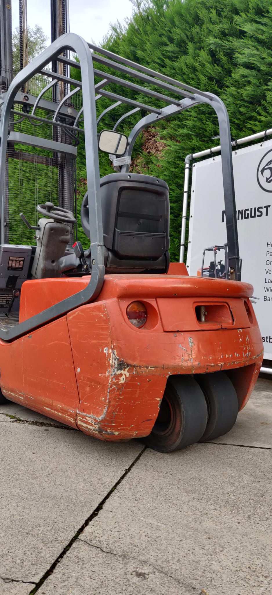 Thumbnail: BT 1.6 TON ELECTRO VERNIEUWDE BATTERIJ