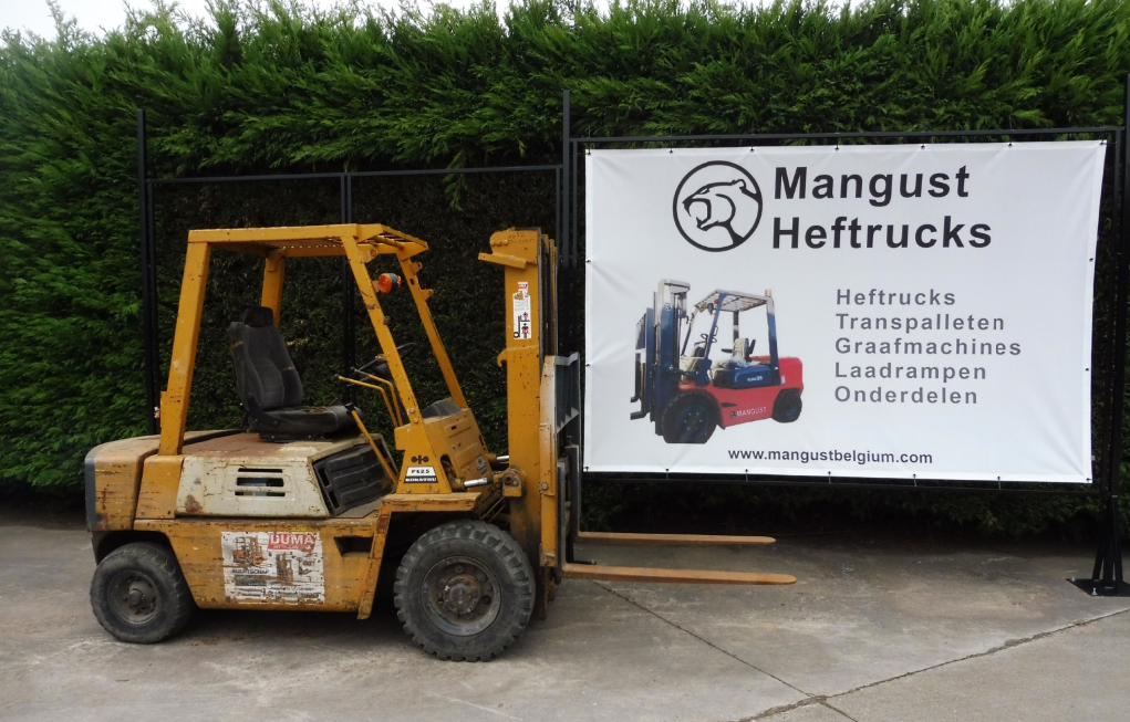 Komatsu 2.5 ton duplex mast