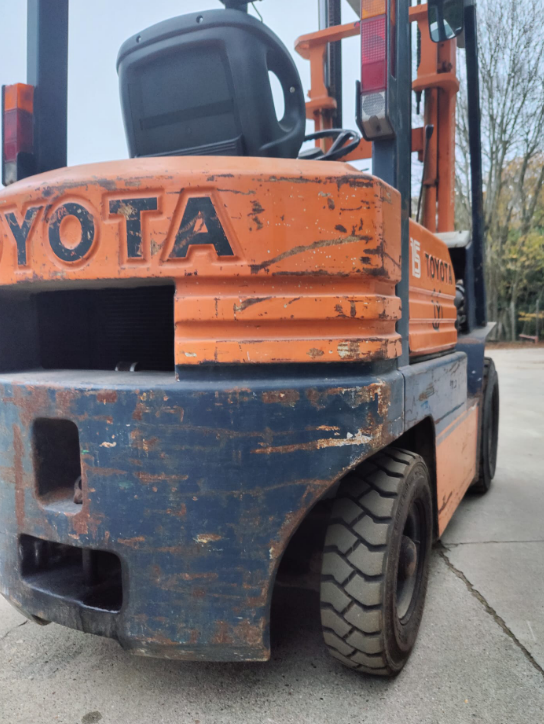 Thumbnail: TOYOTA 1.5 TON BENZINE