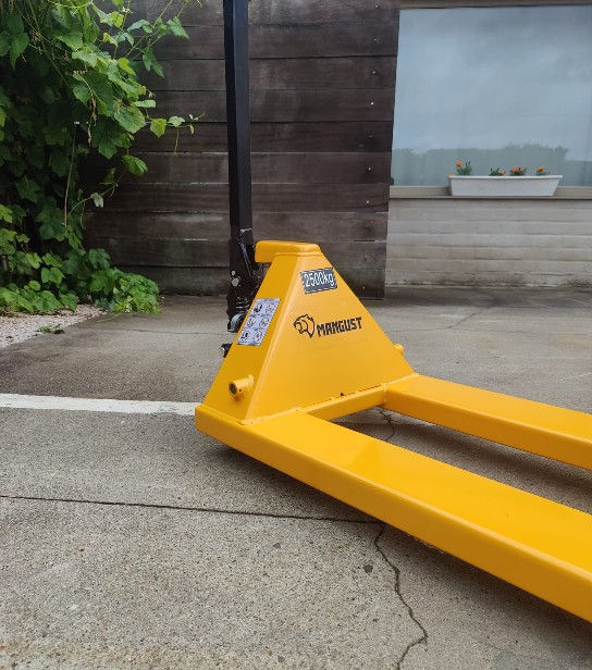 Thumbnail: Transpallet AC-I  series 2500 kg