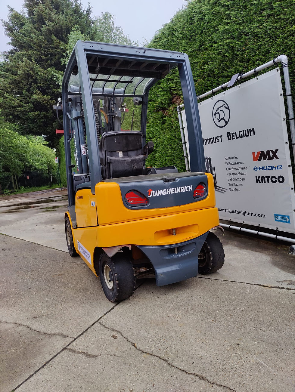 Thumbnail: JUNGHEINRICH ELEKTRISCH 2500 kg SIDESHIFT
