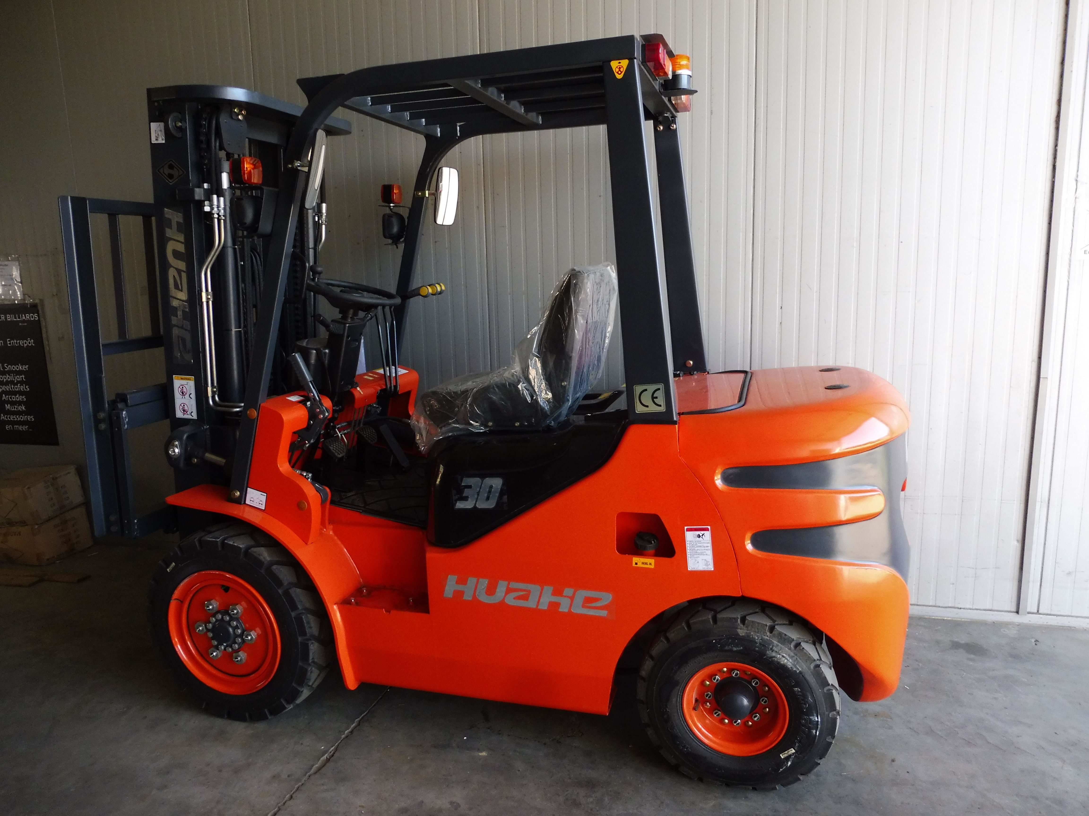 Huahe 3 ton triplex mast met sideshift