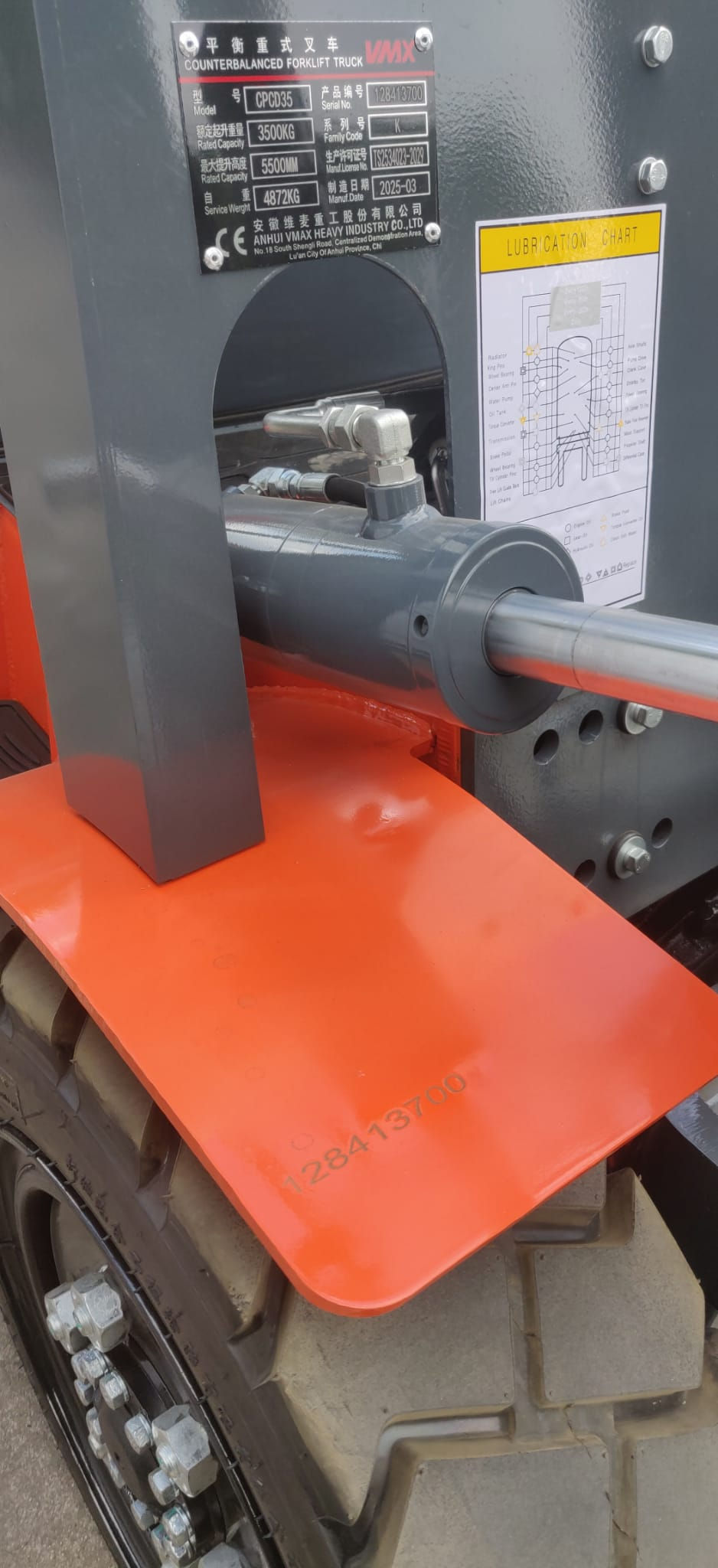 Thumbnail: NIEUWE VMAX 3.5 TON DIESEL MET 5500 mm MAST