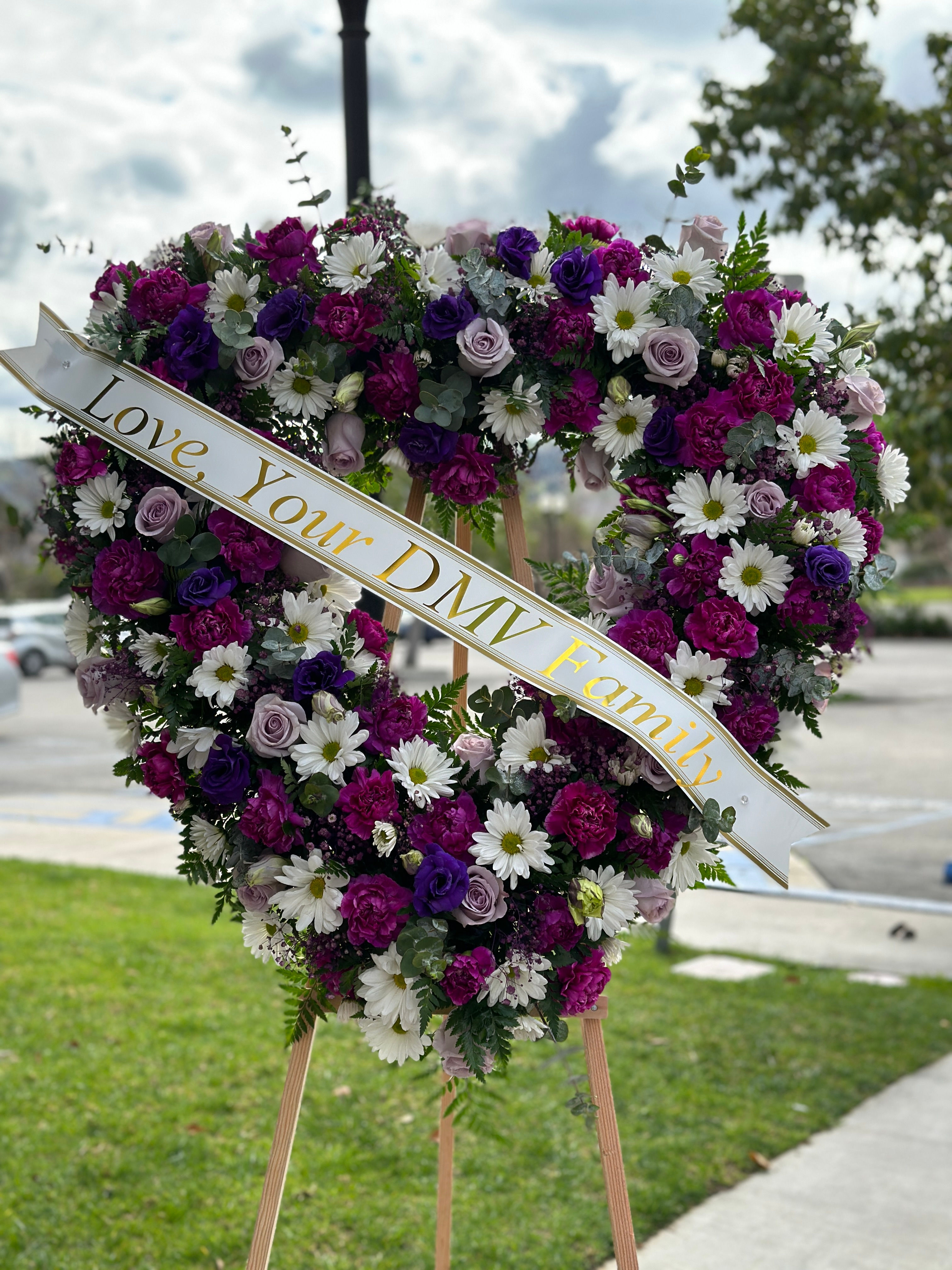 heart mix lavander with white┃Funeral Wreath