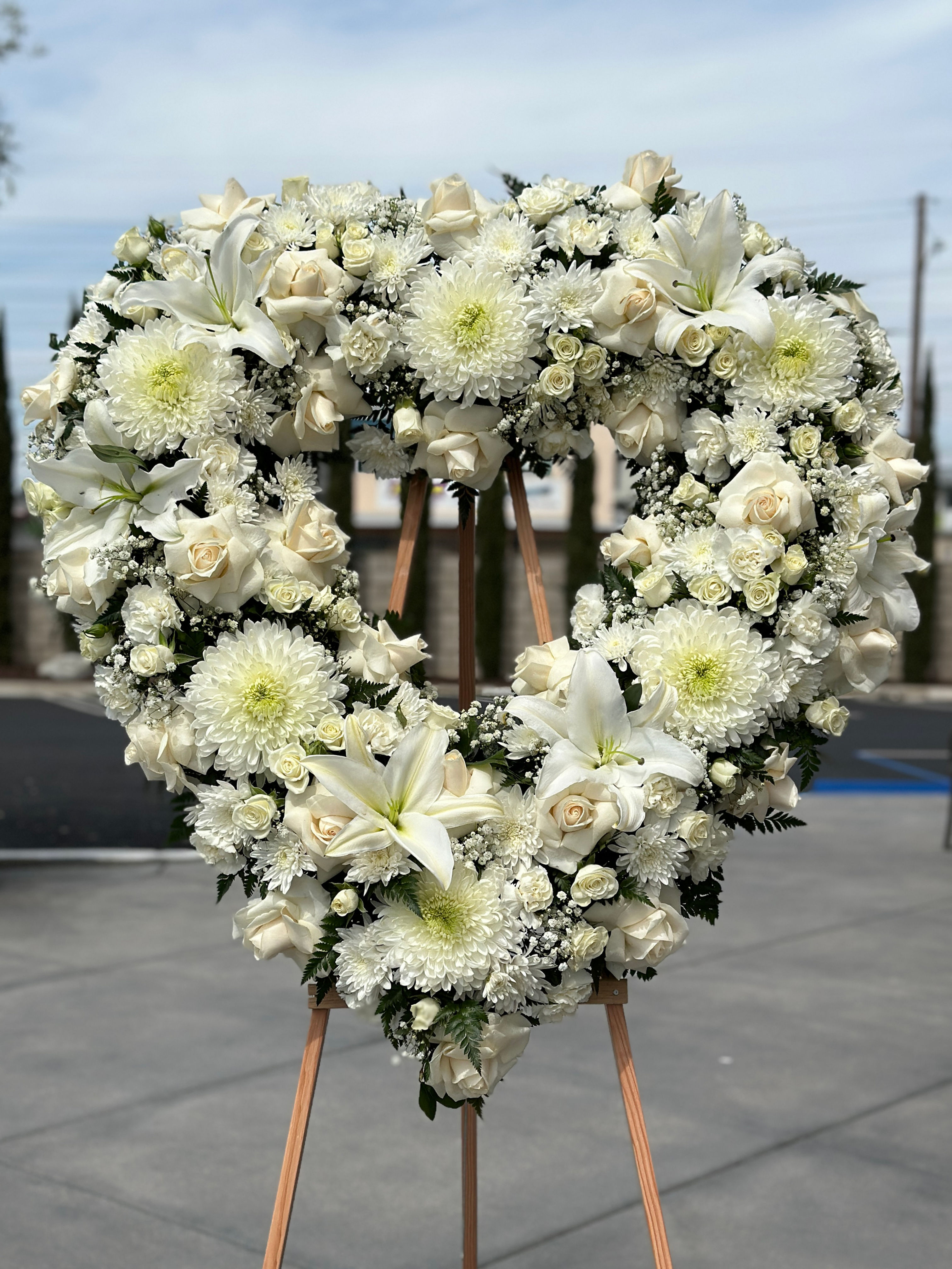 Heartfelt Tribute of White Elegance