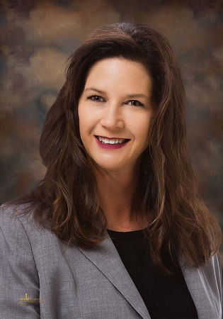 Nebraska Academy of PAs Awarded Dr. Michelle Mulligan Witt their Physician of the Year Award.