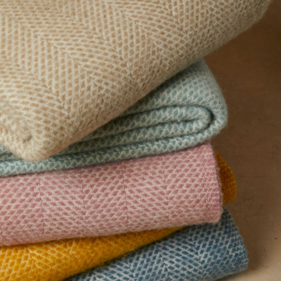 Thumbnail: Cosy Woollen Blanket (multiple colours)