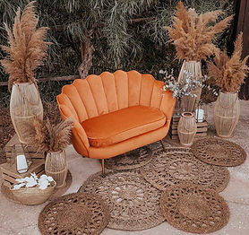 alquiler sofa terciopelo barato.jpg