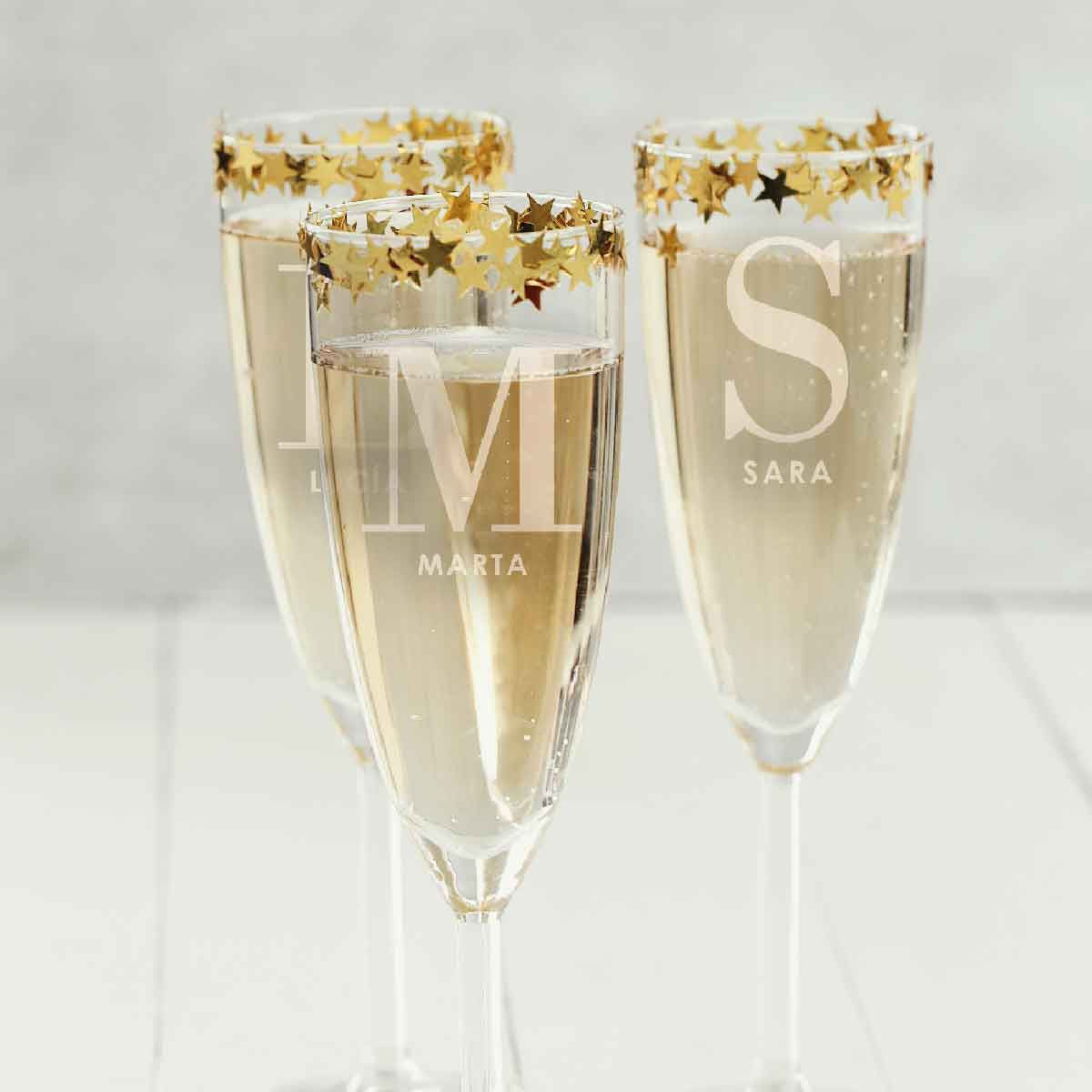 Copa con Inicial y Nombre Grabado