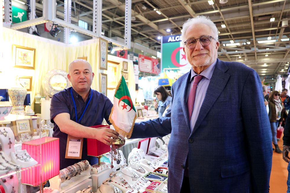 Foire de Paris : le recteur à la rencontre des artisans algériens