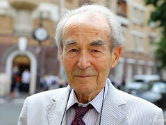 Hommage à Robert Badinter