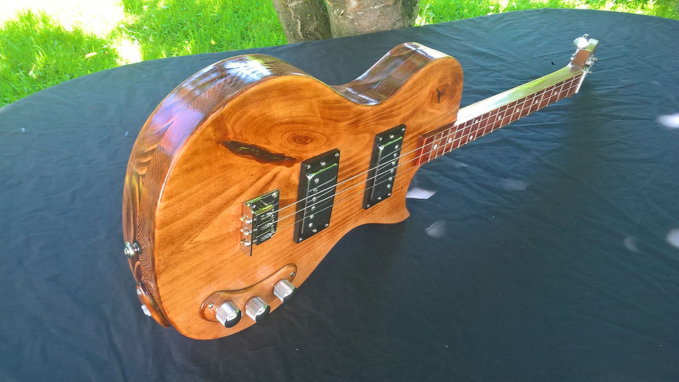 Thumbnail: homemade guitar: style LP 3 string