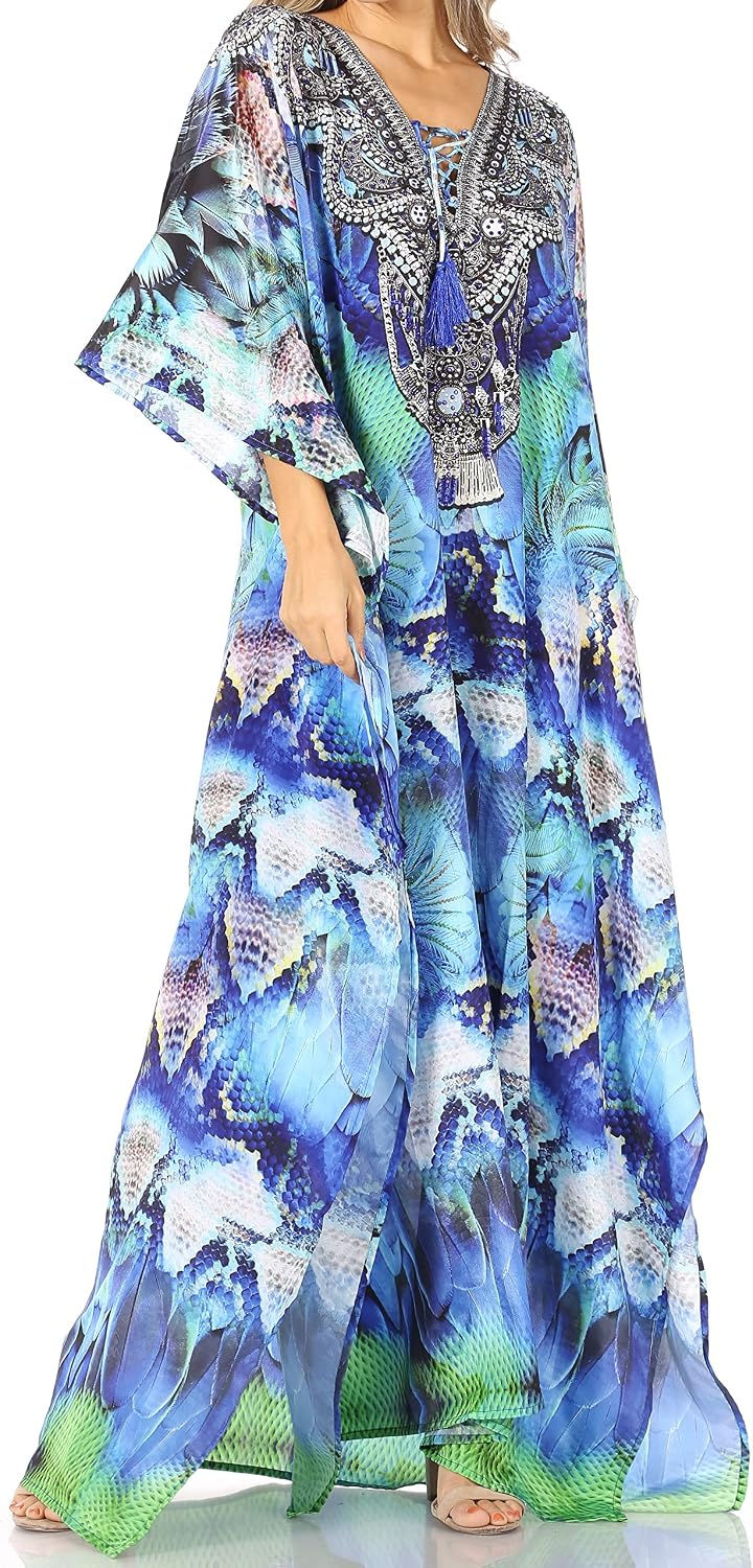 Thumbnail: Robe caftan Sakkas bleue en Georgette fluide à motifs.