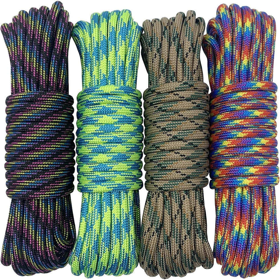 4 pièces de paracorde 7 brins en nylon aux motifs colorés.