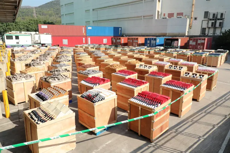 smuggled-wines-1.webp
