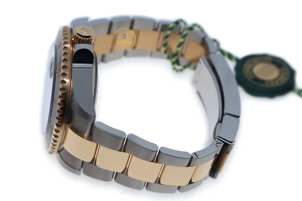 Thumbnail: Rolex Sea-Dweller 43 Steel and Yellow Gold - 2024